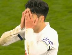 2-0！英超争冠一夜大变：曼城反超阿森纳2分，下轮赢球创一神迹