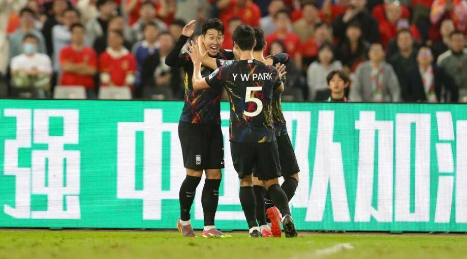 1-0，1-1！世预赛悲喜夜：亚洲第四2连胜，国足惨败，排名降至第3