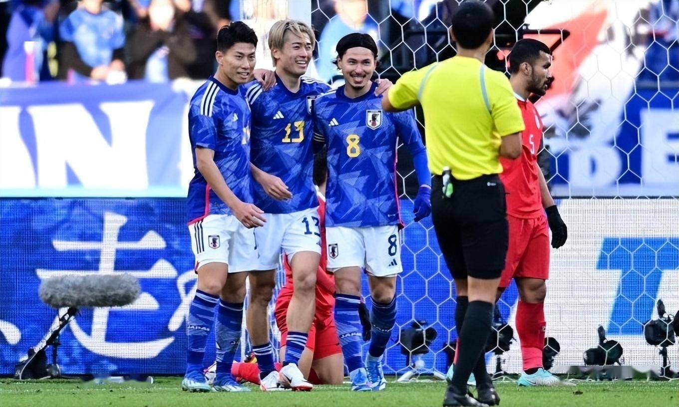 5-0戴帽9连胜轰39球！国足差点没踢赢的泰国队，日本男足没当回事