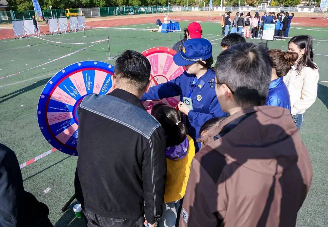 超燃！苏州市吴中区中小学首次角逐“火焰蓝”杯