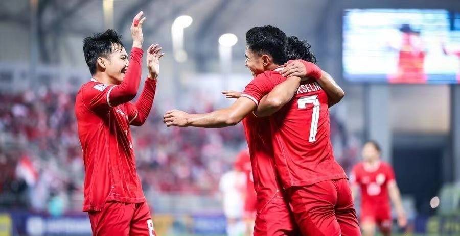 4-1，爆冷！亚洲杯奇迹：134名鱼腩首次参赛就出线，表现完胜国足